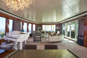Norwegian-cruise-line-Norwegian-Gem-schip-cruiseschip-categorie H1-the haven-3 bedroom-garden villa