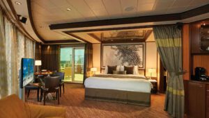 Norwegian-cruise-line-Norwegian-Gem-schip-cruiseschip-categorie H2-the haven-deluxe-owner suite