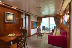 Norwegian-cruise-line-Norwegian-Gem-schip-cruiseschip-categorie H6-HF-The Haven-2bedroom deluxe family suite-Courtyard