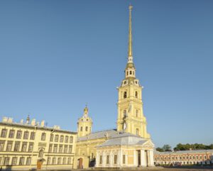 Uitzicht op de e Petrus en Paulus Kathedraal in St. Petersburg