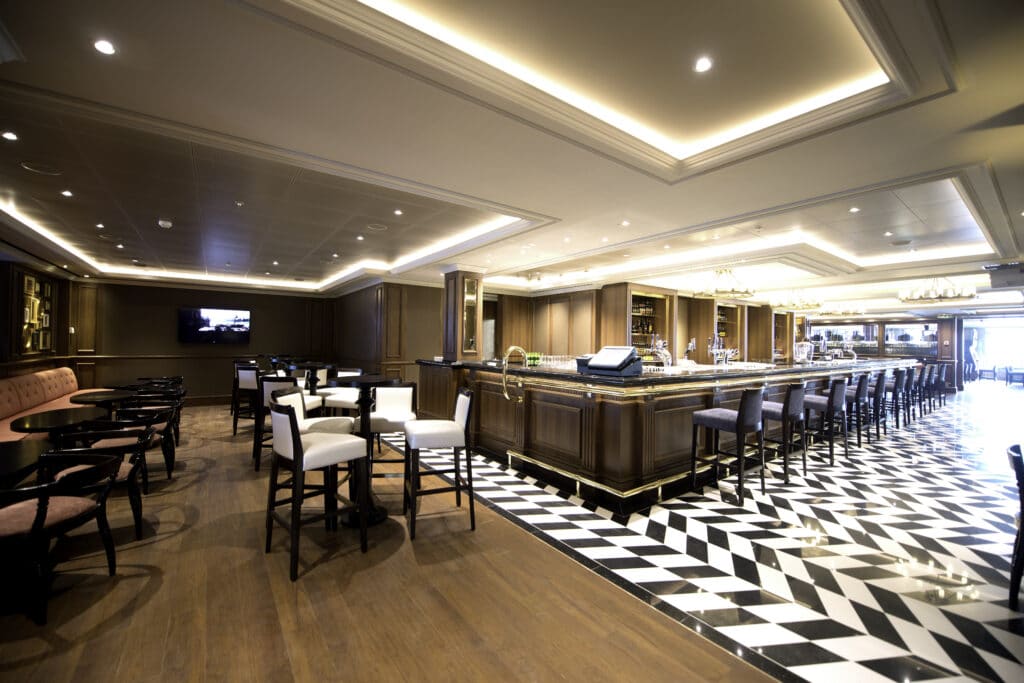 Cruiseschip-Britannia-P&O Cruises-Cafe Brodies
