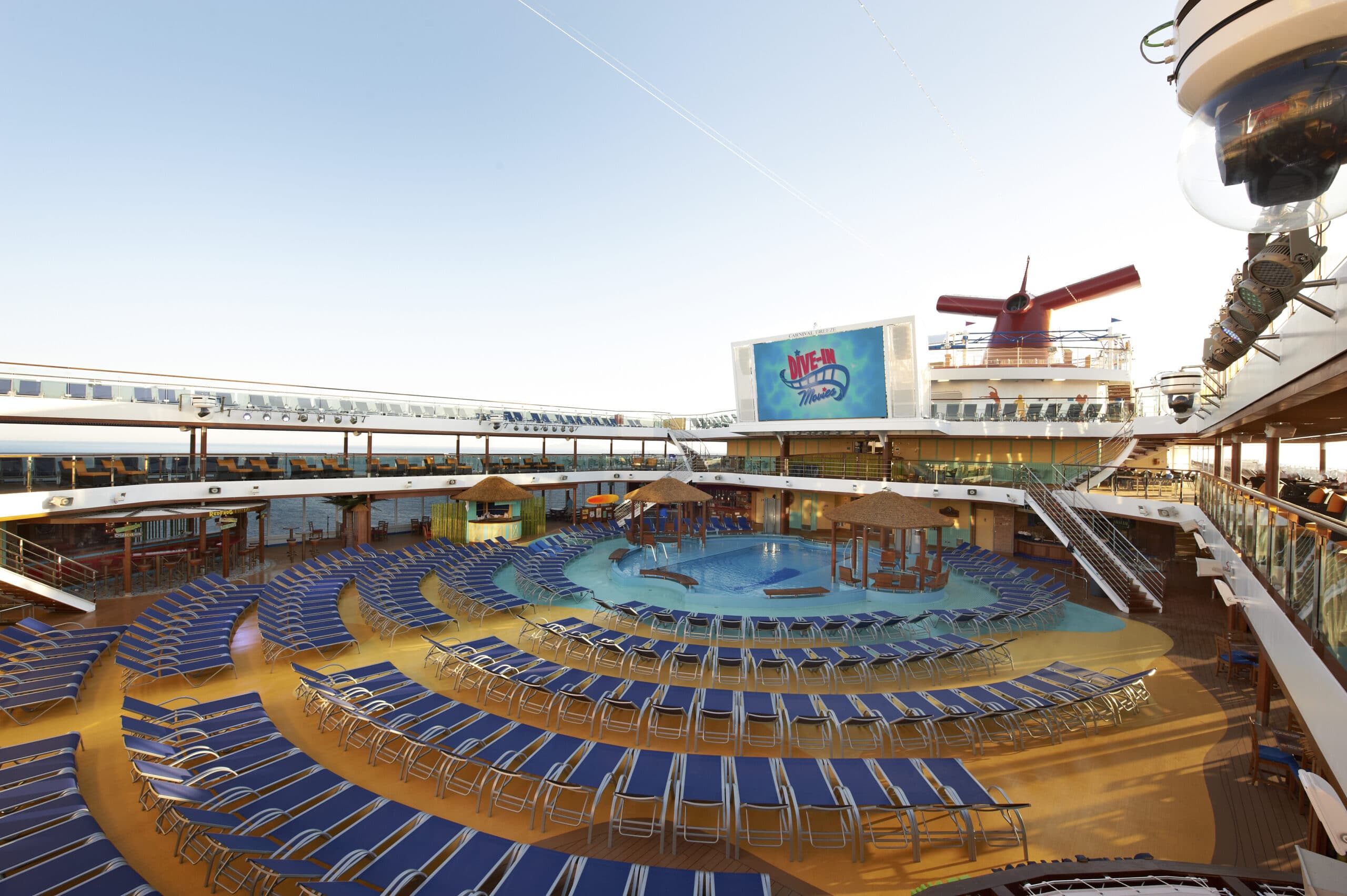 Cruiseschip-Carnival Breeze-Carnival-Pool