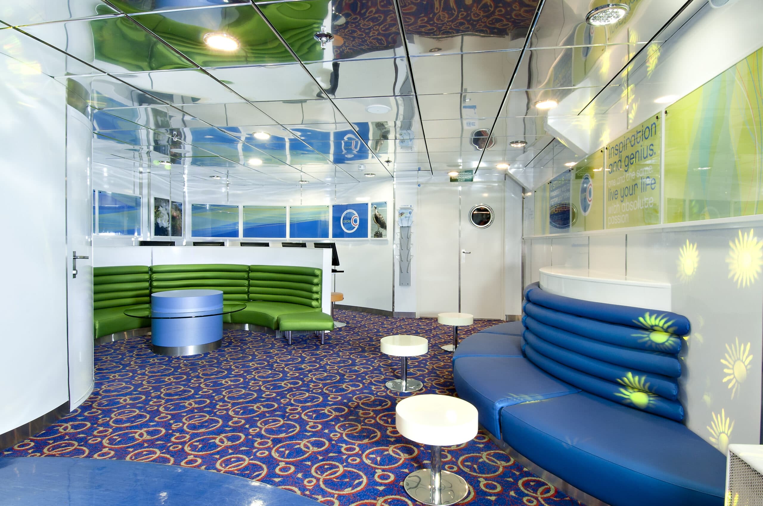 Cruiseschip-Carnival Spirit-Carnival-Lounge