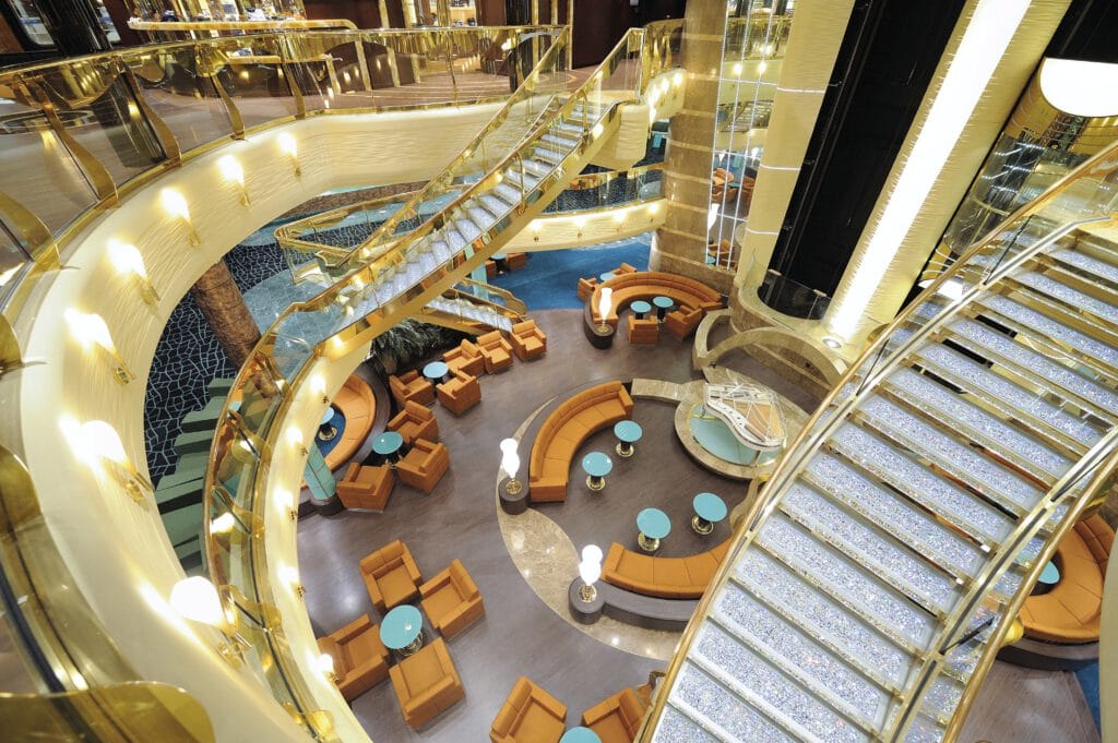 Cruiseschip-MSC Fantasia-MSC Cruises-Atrium