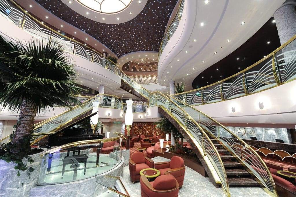Cruiseschip-MSC Magnifica-MSC Cruises-Atrium
