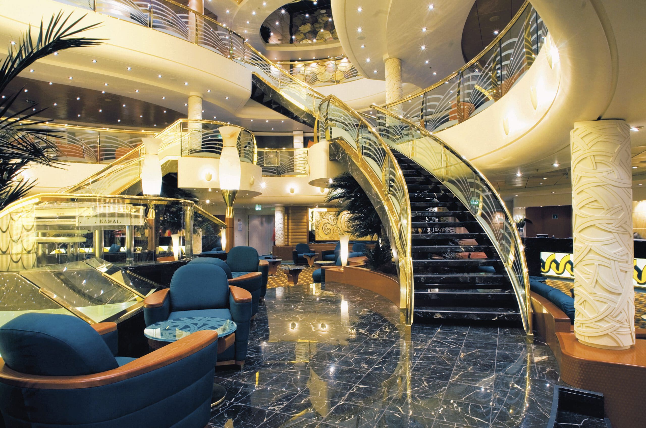 Cruiseschip-MSC Musica-MSC Cruises-Atrium