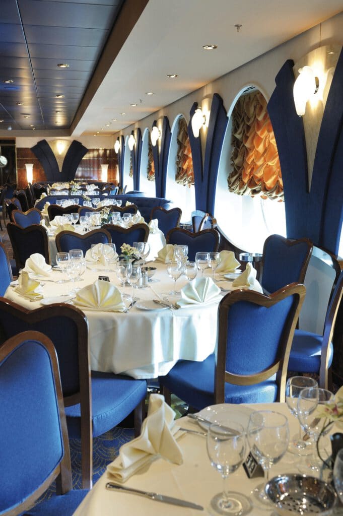 Cruiseschip-MSC Poesia-MSC Cruises-Restaurant