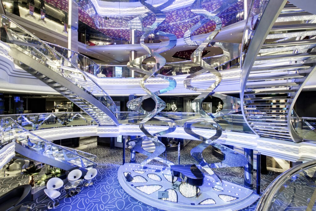 Cruiseschip-MSC Grandiosa-MSC Cruises-Atrium