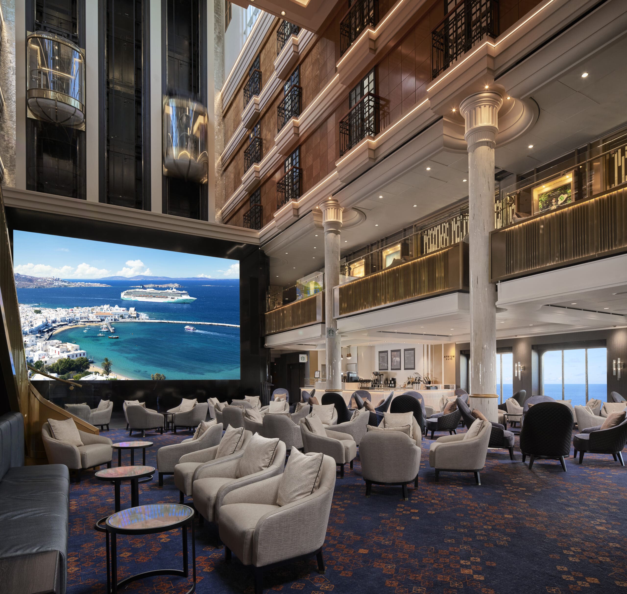 Cruiseschip-Norwegian Spirit-Norwegian Cruise Line-Atrium
