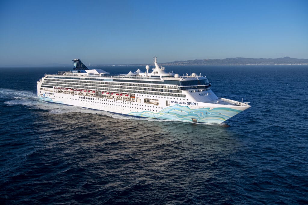 Cruiseschip-Norwegian Spirit-Norwegian Cruise Line-Schip