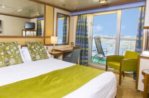 P&O Cruises-P&O Azura-schip-Cruiseschip-Categorie DA-DB-DD-DE-Superior deluxe balcony cabin