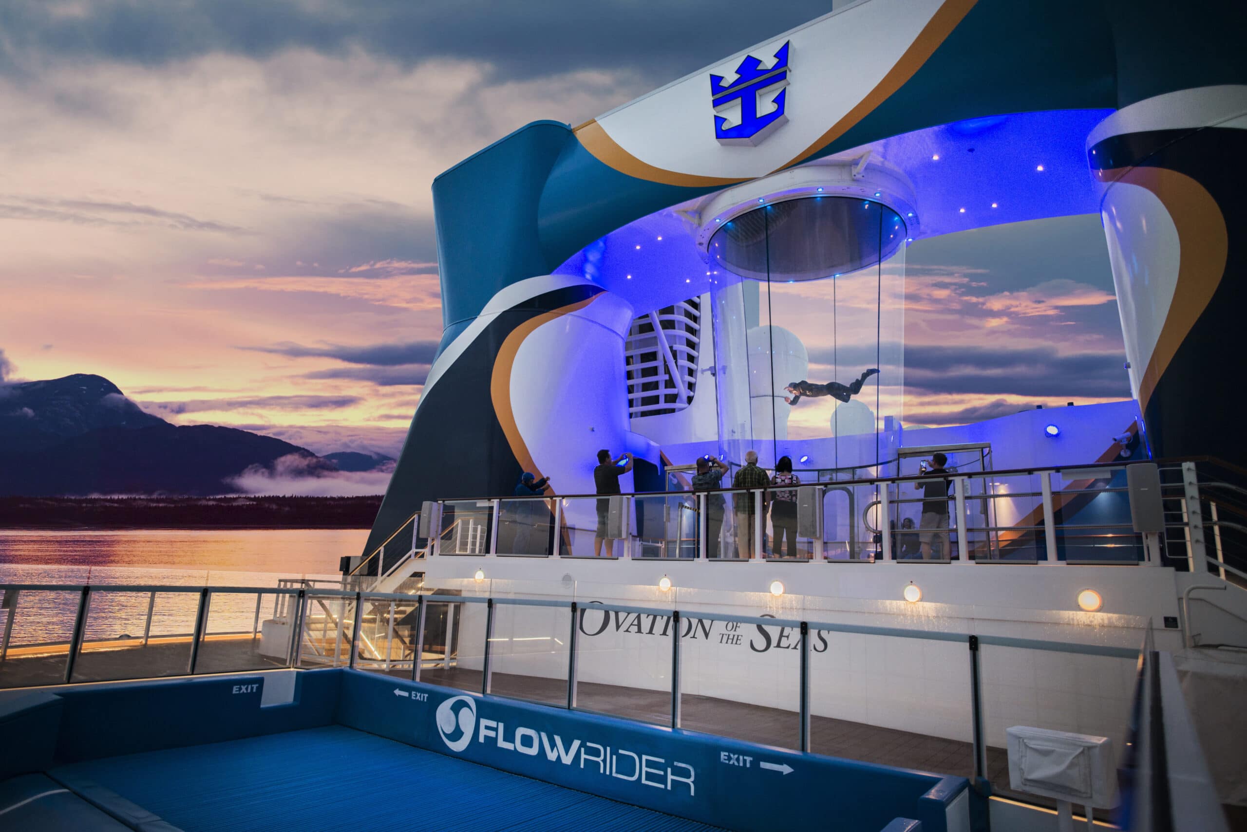 Royal Caribbean International Ovation of the Seas iFly Skydiving Cruiseschip