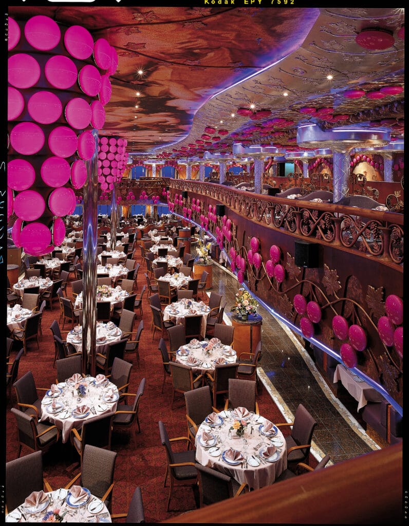 Cruiseschip-Carnival Miracle-Carnival-Restaurant