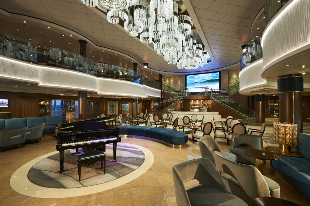 Cruiseschip-Norwegian Jade-Norwegian Cruise Line-Atrium