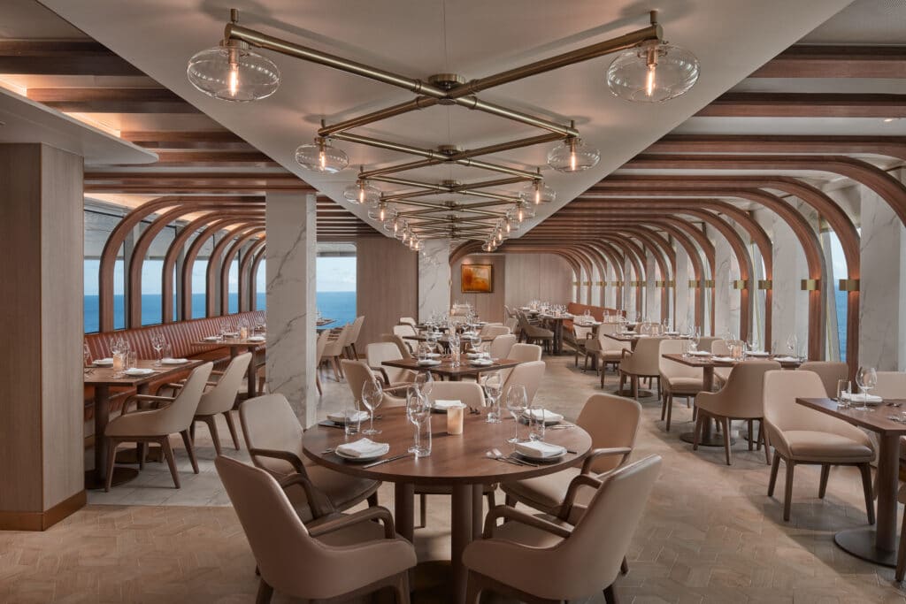 Cruiseschip-Norwegian Spirit-Norwegian Cruise Line-Restaurant
