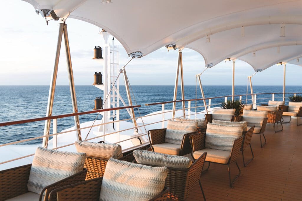 Cruiseschip-Silver Spirit-Silversea Cruises-Cafe Deck