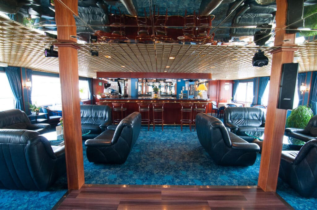 Rivierschip-CroisiEurope-MS Monet-Cruise-Salon-Bar