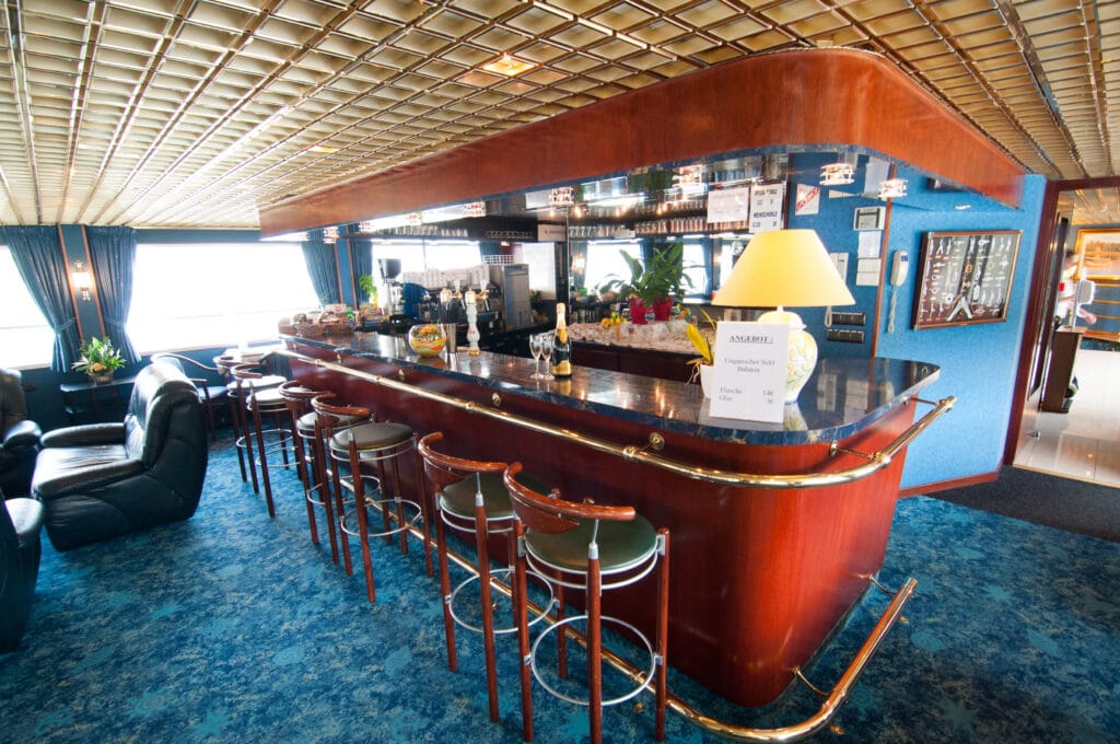 Rivierschip-CroisiEurope-MS Monet-Cruise-Salon-Bar