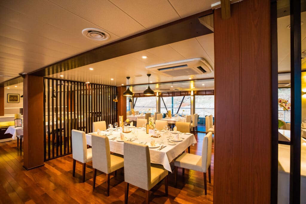 Rivierschip-CroisiEurope-RV Indochine II-Cruise-Restaurant