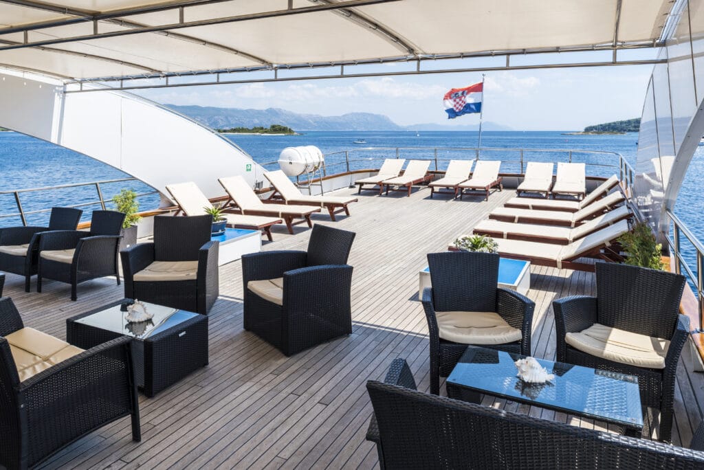 Rivierschip-Nicko Cruises-MS Dalmatia-Cruise-Zonnedek