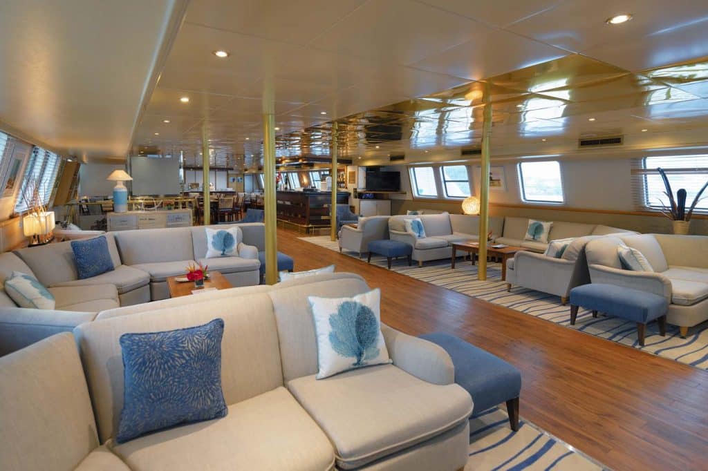 Variety-Cruises-MS-Pegasos-Cruiseschip-Cruises-Lounge