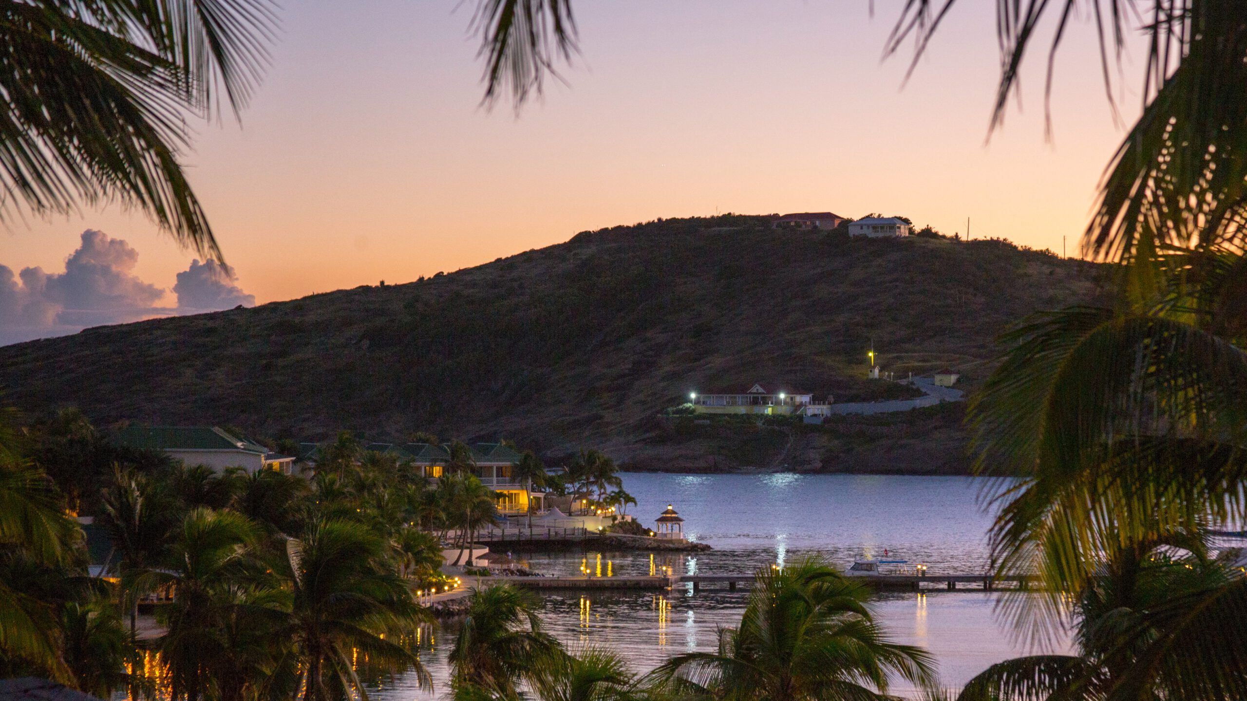 Antigua-Barbuda-Cruise-haven-uitzicht-baai