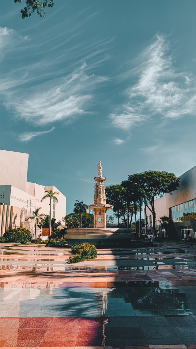 Mexico-Acapulco-Stad-fontein
