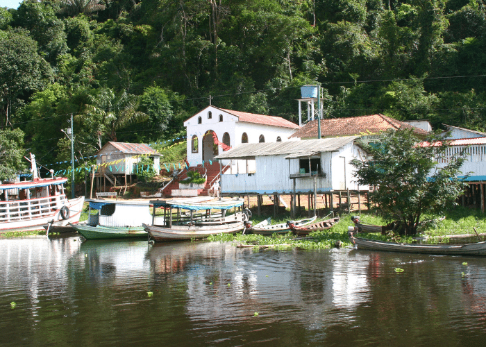 Brazilie-Boca de Valeria-cruise-haven-dorp