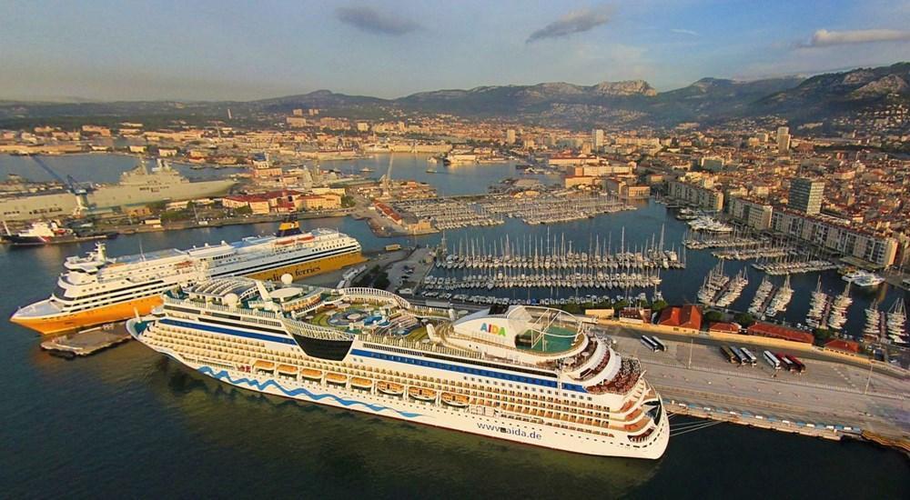 Frankrijk-Toulon-cruise-haven