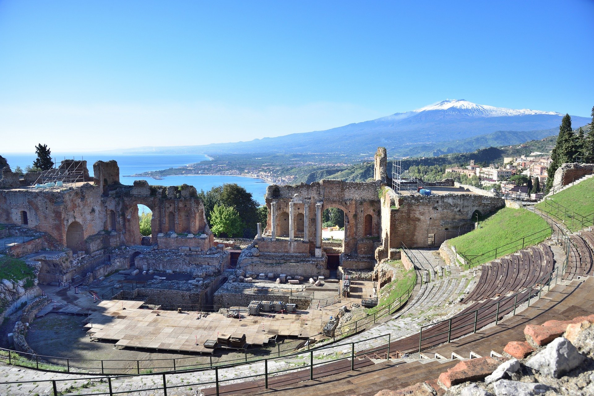 Italie-taormina-collosseum-oudheid-uitzicht