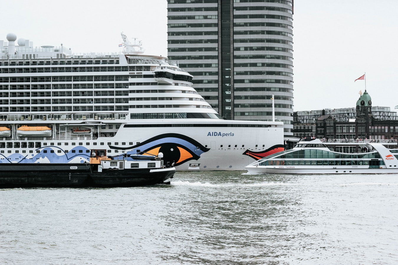 Nederland-rotterdam-cruise-haven