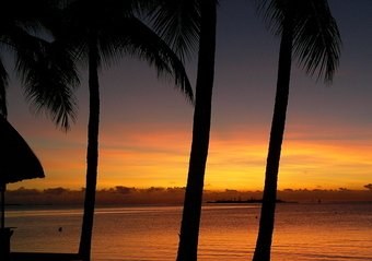 Nieuw-Caledonië-noumea-zee-zonsondergang