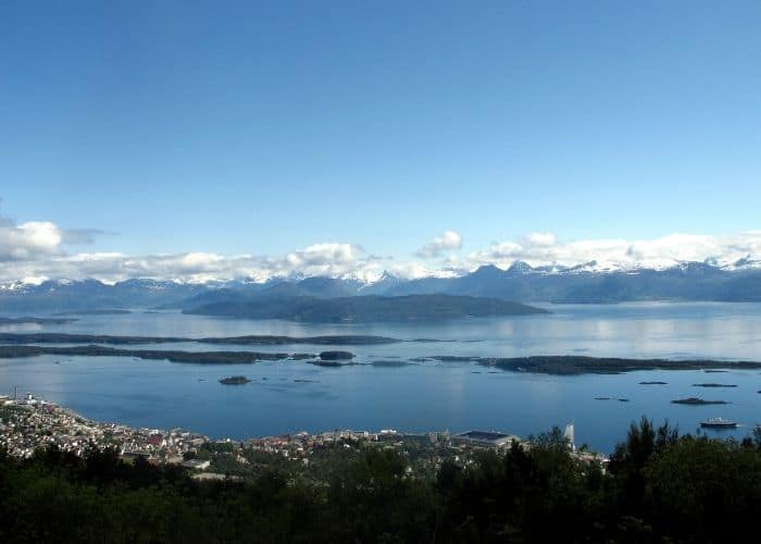 Noorwegen-Molde-uitzicht-zee