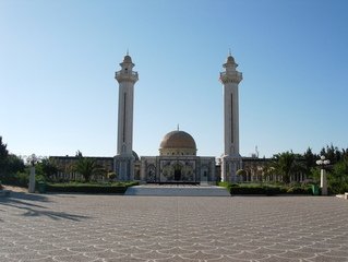 Tunesië-monastir-moskee-architectuur