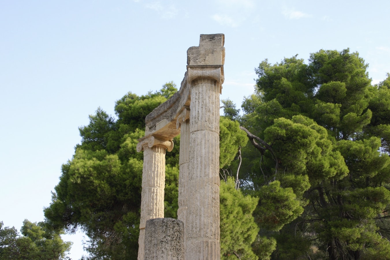 Griekenland-katakolon-pilaar