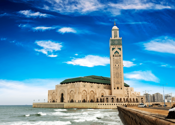 Marokko-Casablanca-gebouw-zee-kust