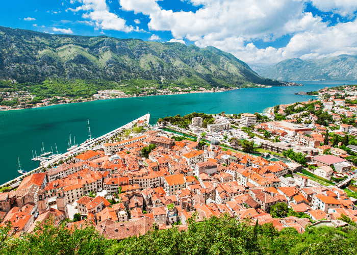 Montenegro-Kotor-cruise-haven-uitzicht
