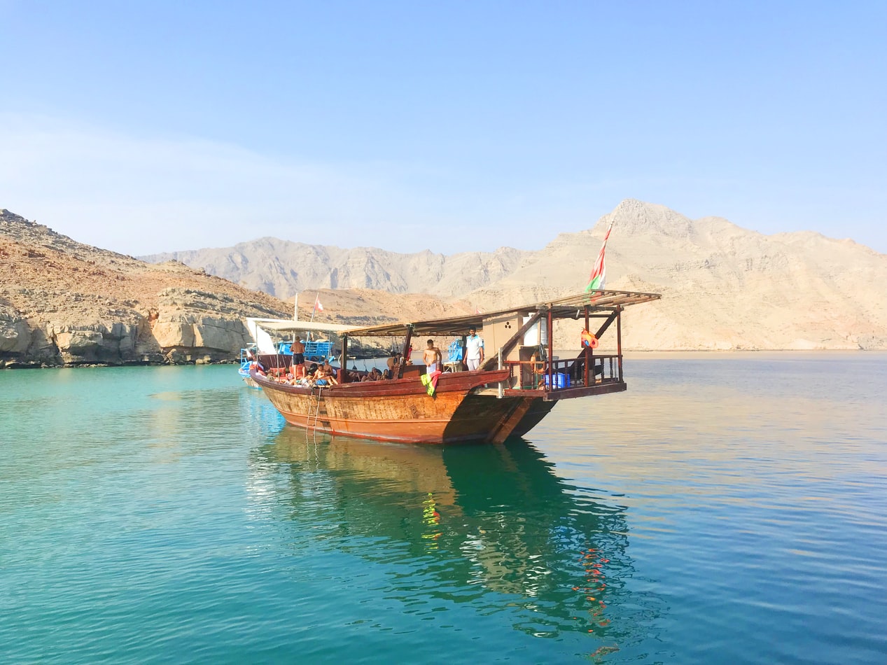 Oman-Khasab-boot-zee