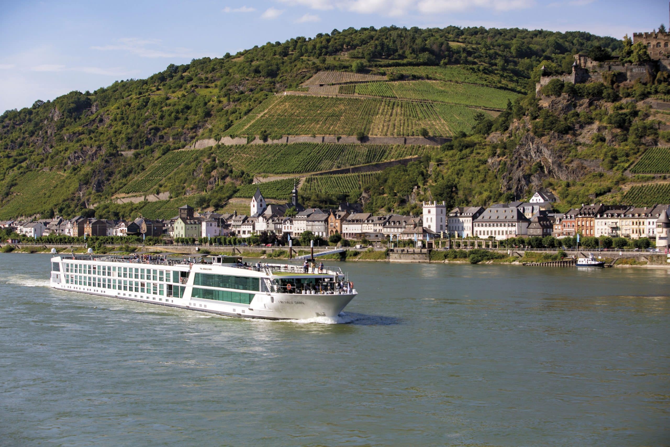 ECER-Emerald-Dawn-Rhine