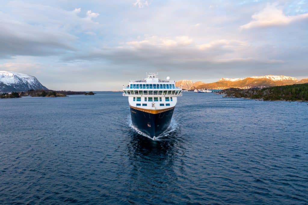 Havila-Voyages-Havila-Capella-Schip-Cruise