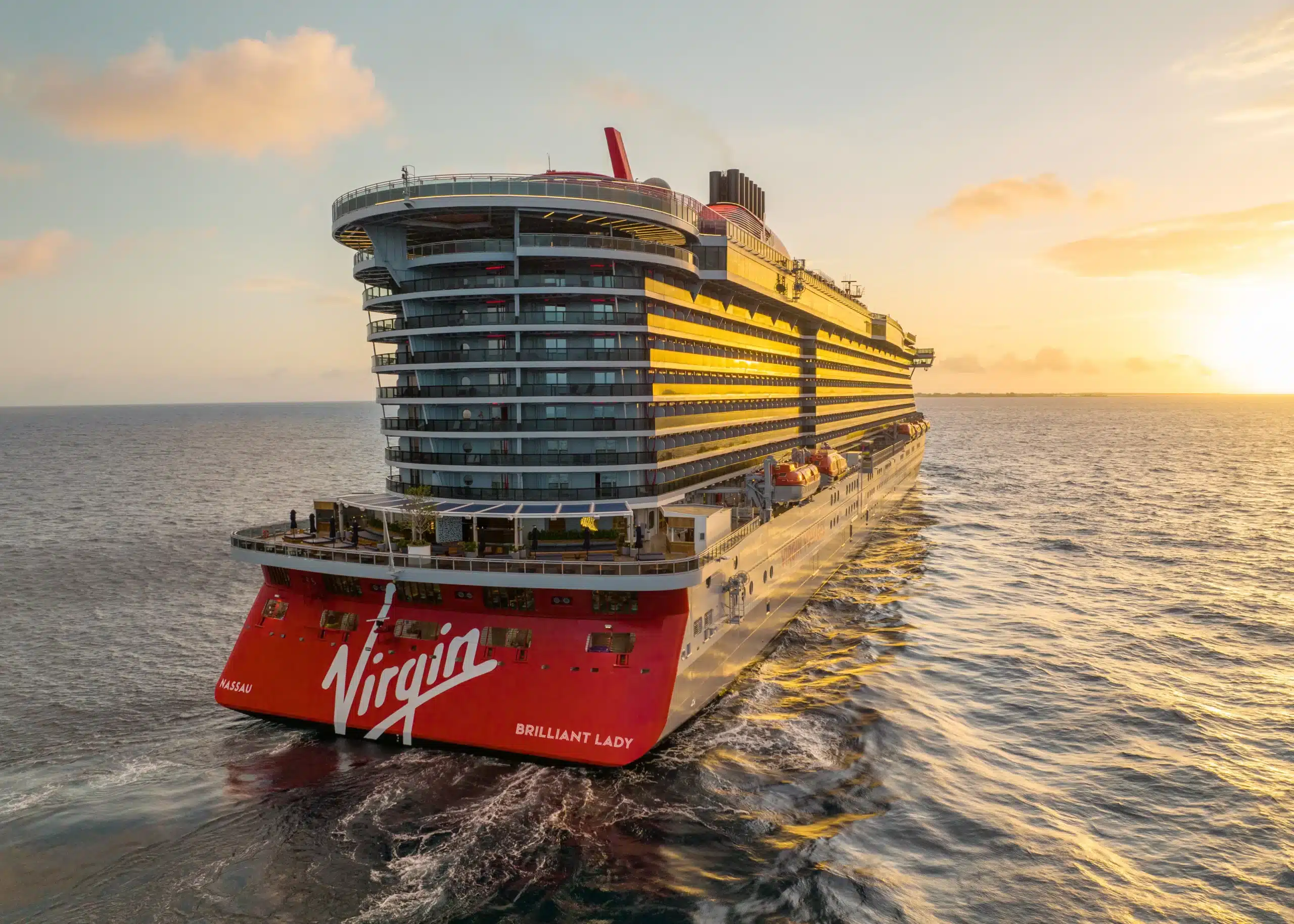 Ontdek de schepen van Virgin Voyages.