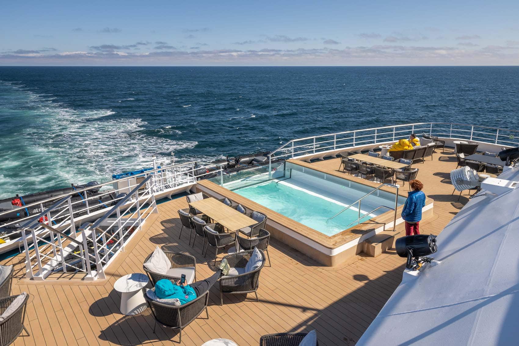 Stap aan boord Swan Hellenic en ontdek de luxe van onder andere excursies.