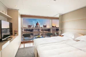 Interieur Emerald Astra Panorama Balcony Suite